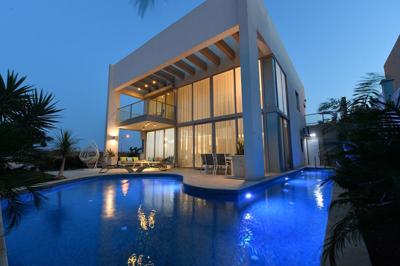 Turquoise Apartment With Pool エイラート エクステリア 写真